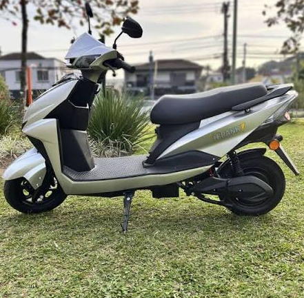 Aluguel de moto elétrica: como funciona, quanto custa e quais sites alugam em 2026?